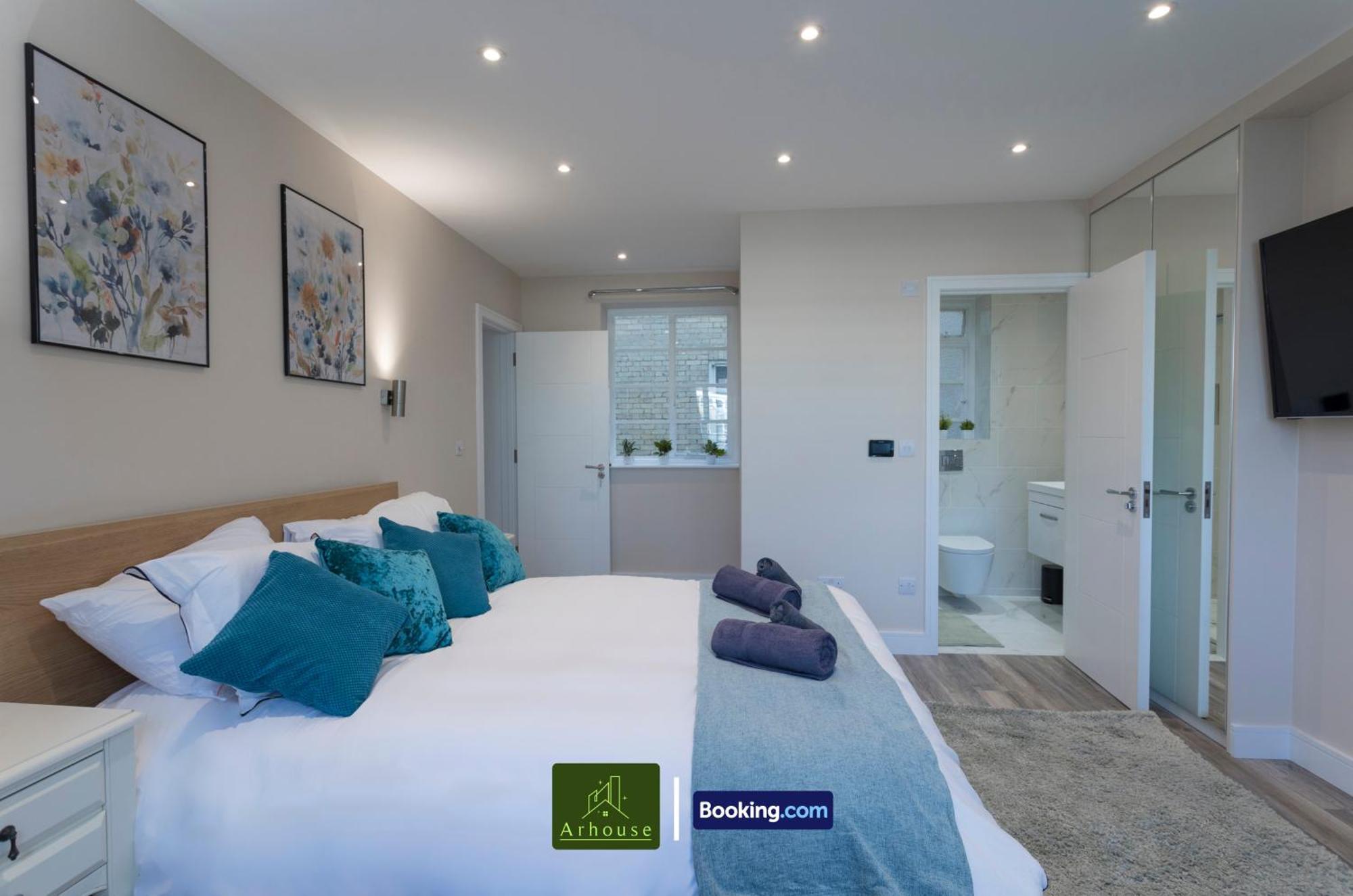 Apartment Three Bedroom By Arhouse Short Lets & Serviced Willesden With Free Wi-fi & Terrace London